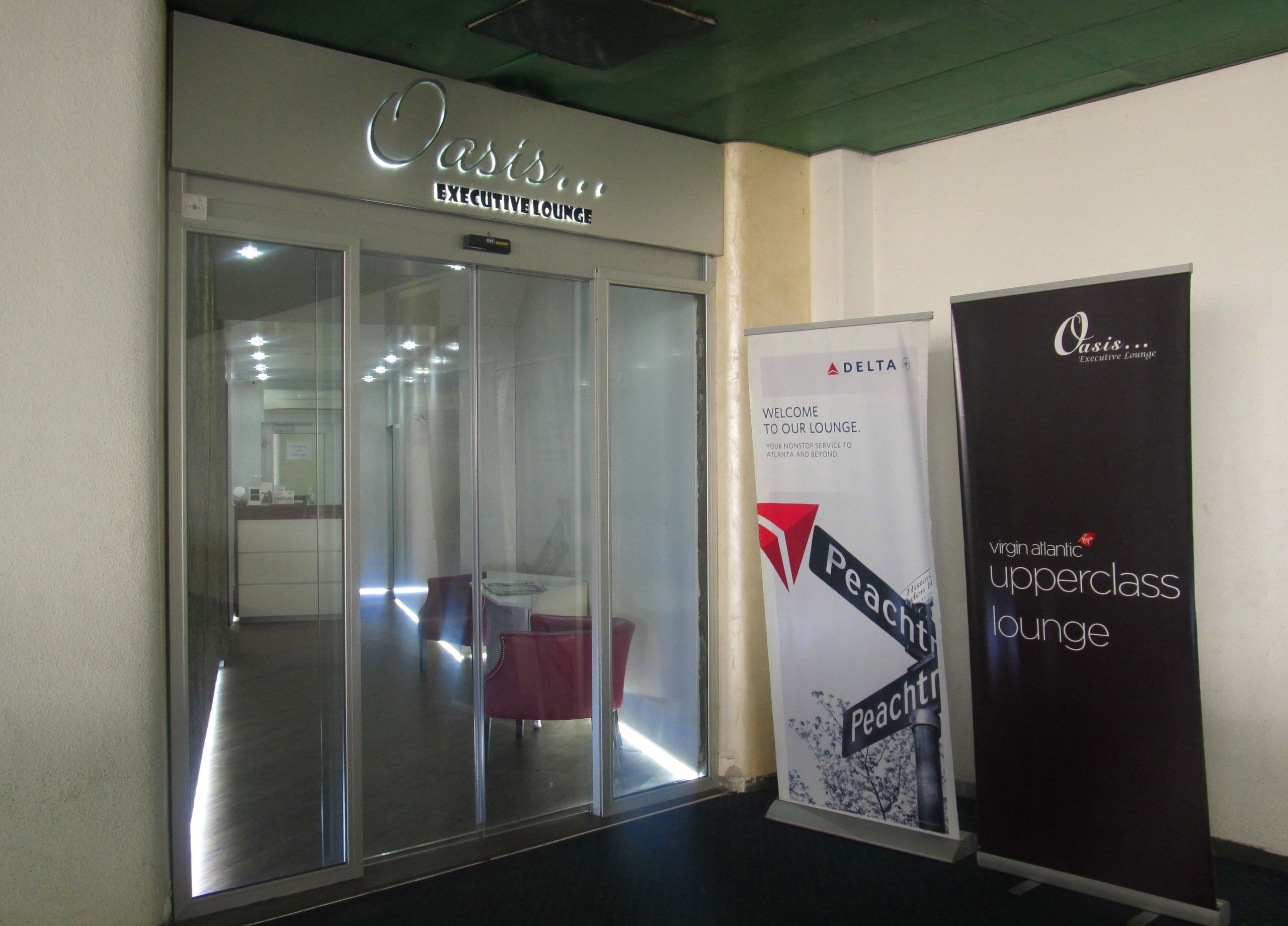 Oasis Executive Lounge