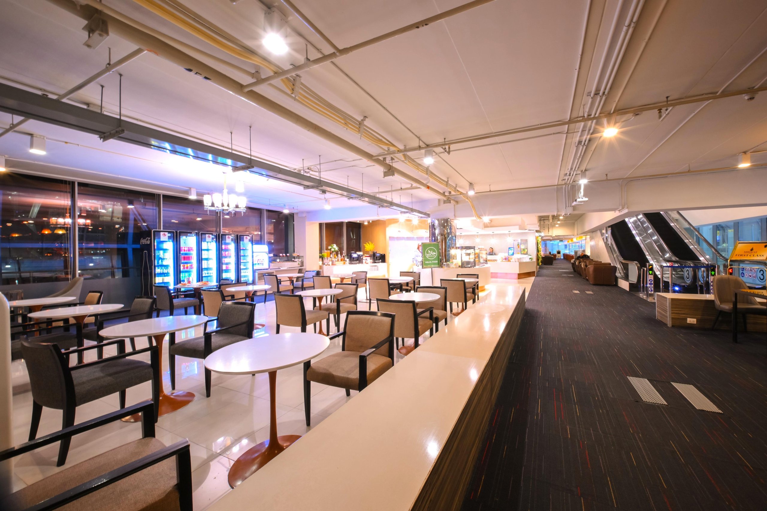 Miracle Business Class Lounge, Level 3