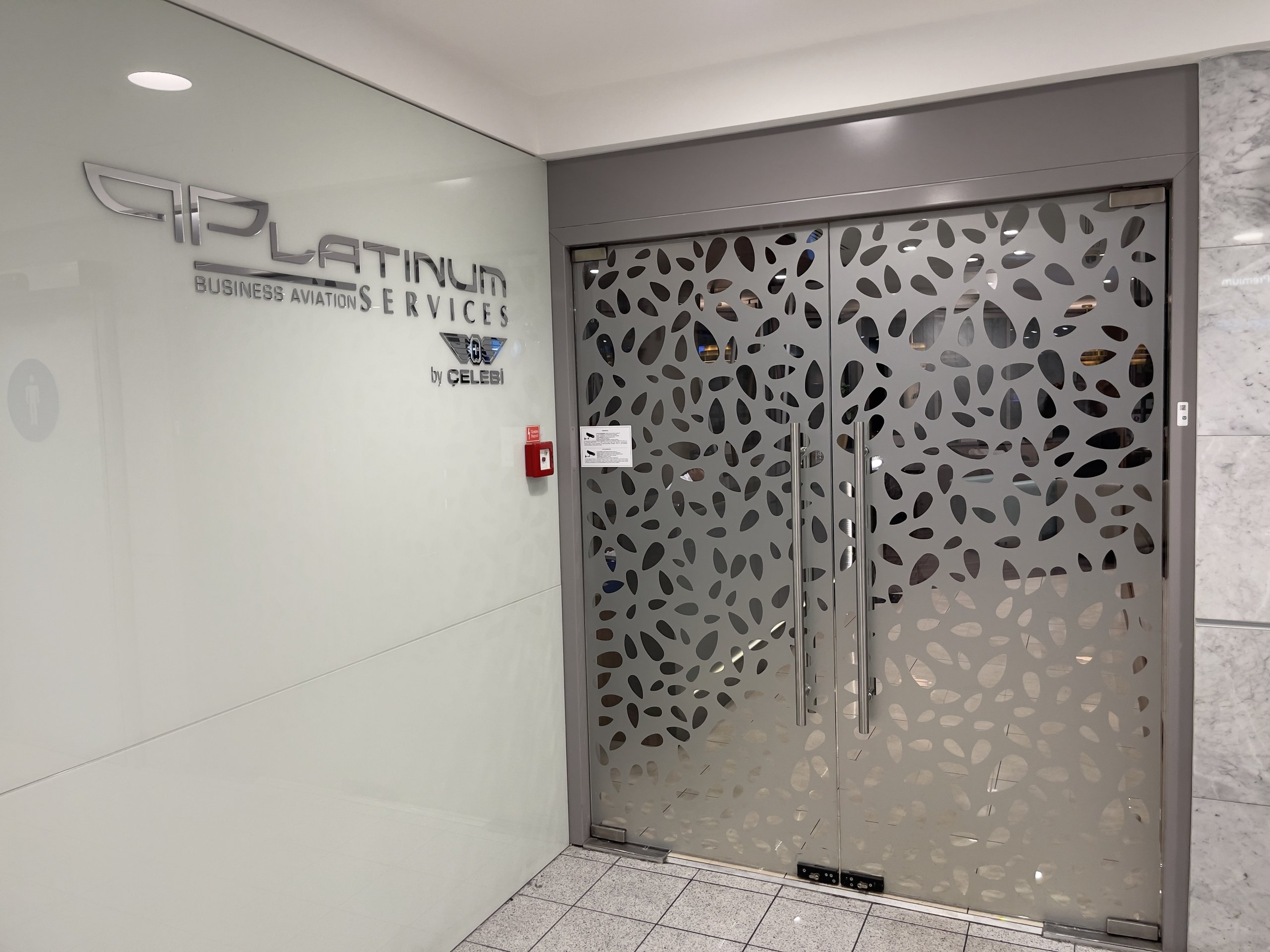 Platinum Lounge