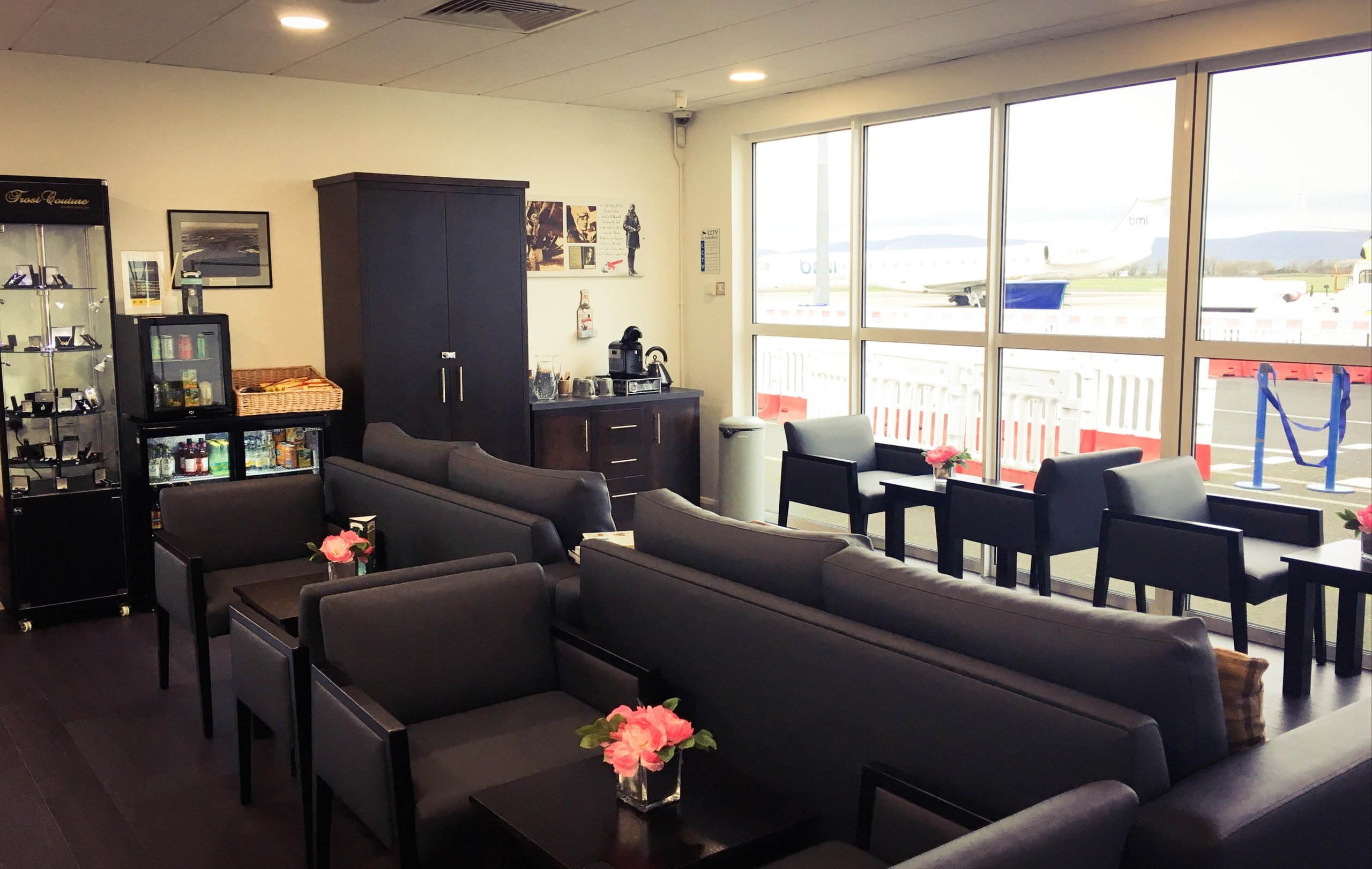 Amelia Earhart Lounge