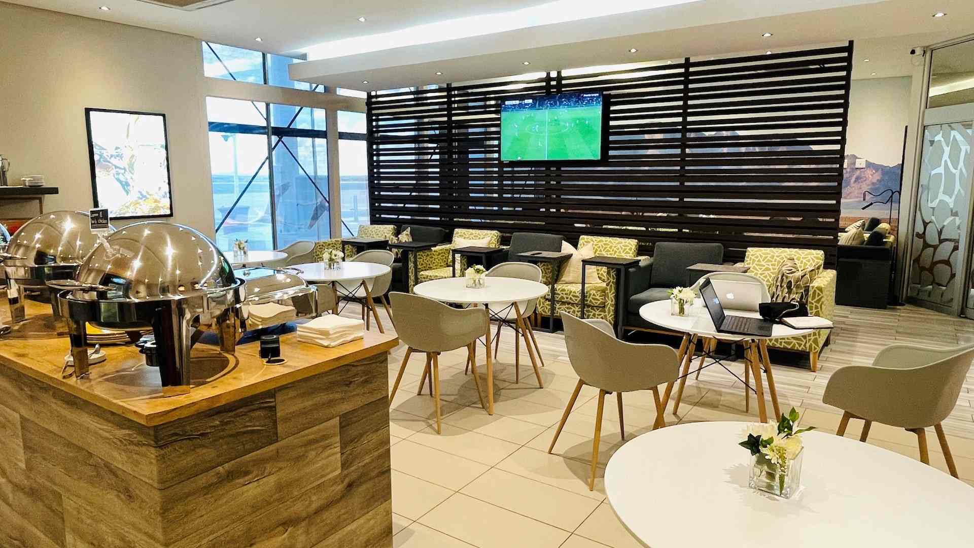 Paragon Premium Lounge