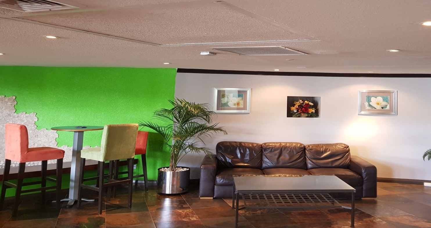 Airlines Executive Lounge