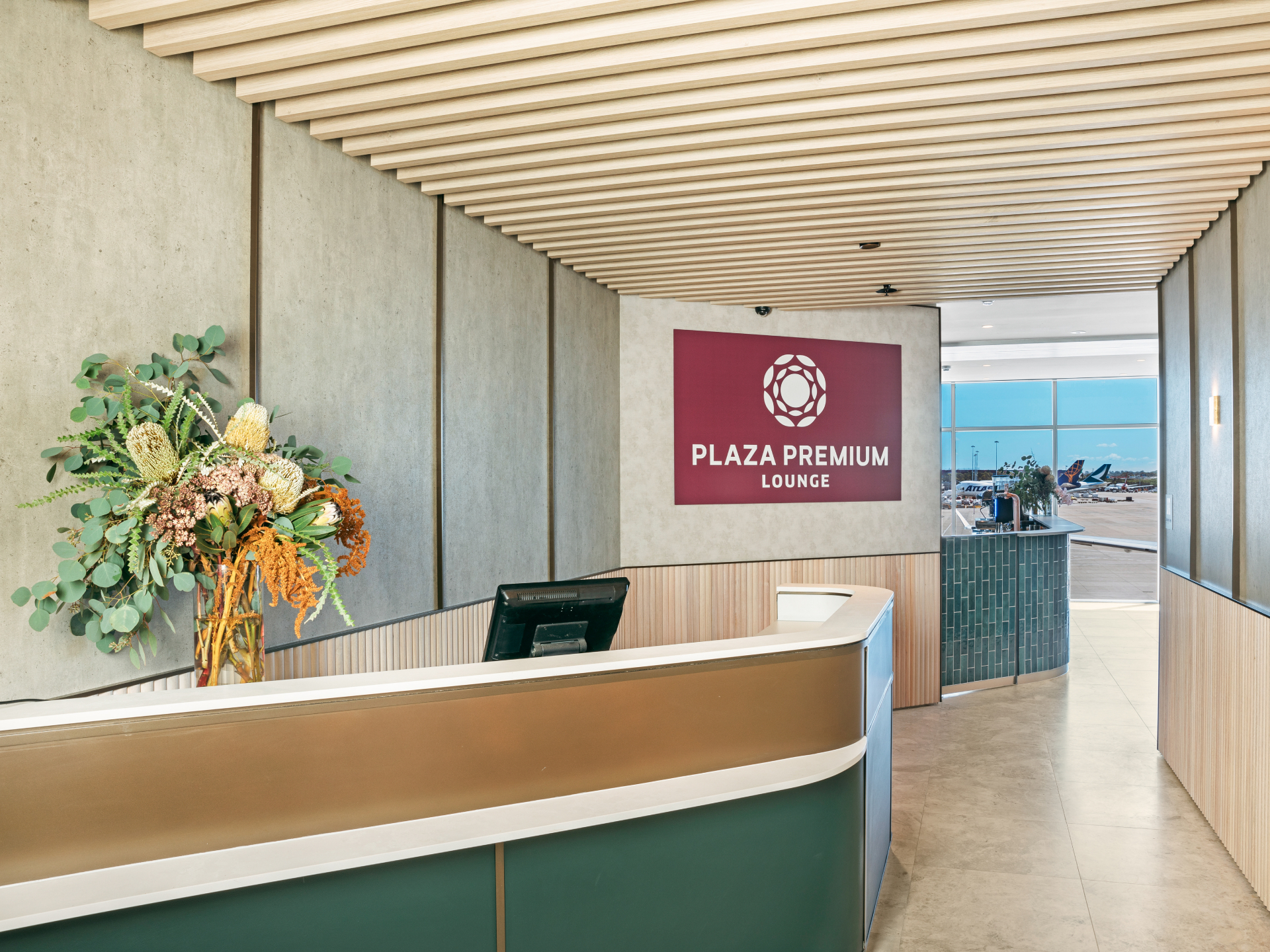 Plaza Premium Lounge (Departures)