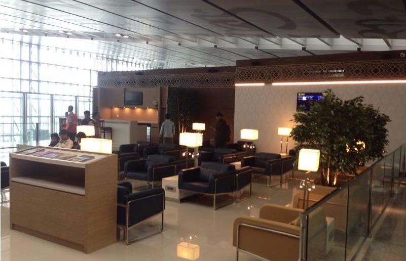 Travel Club (Mezzanine)