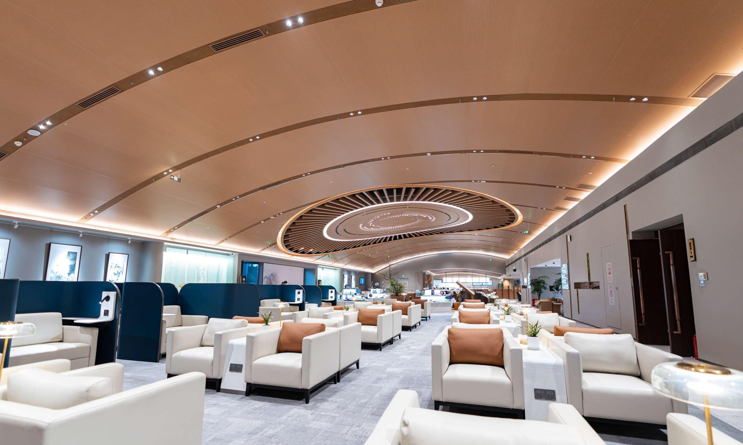 First Class Lounge 2