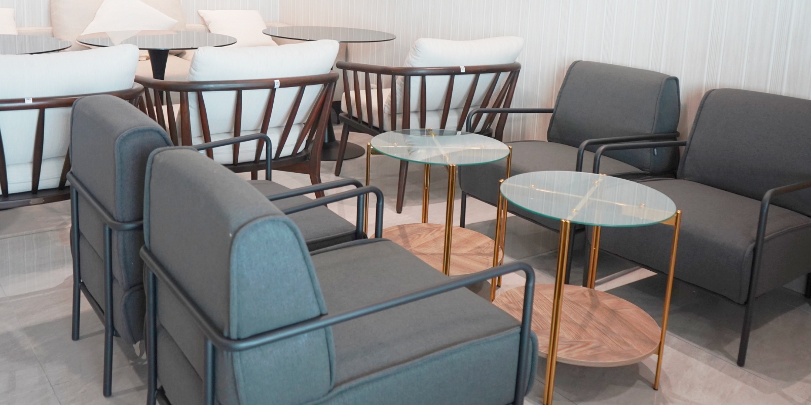 Saphire Lounge