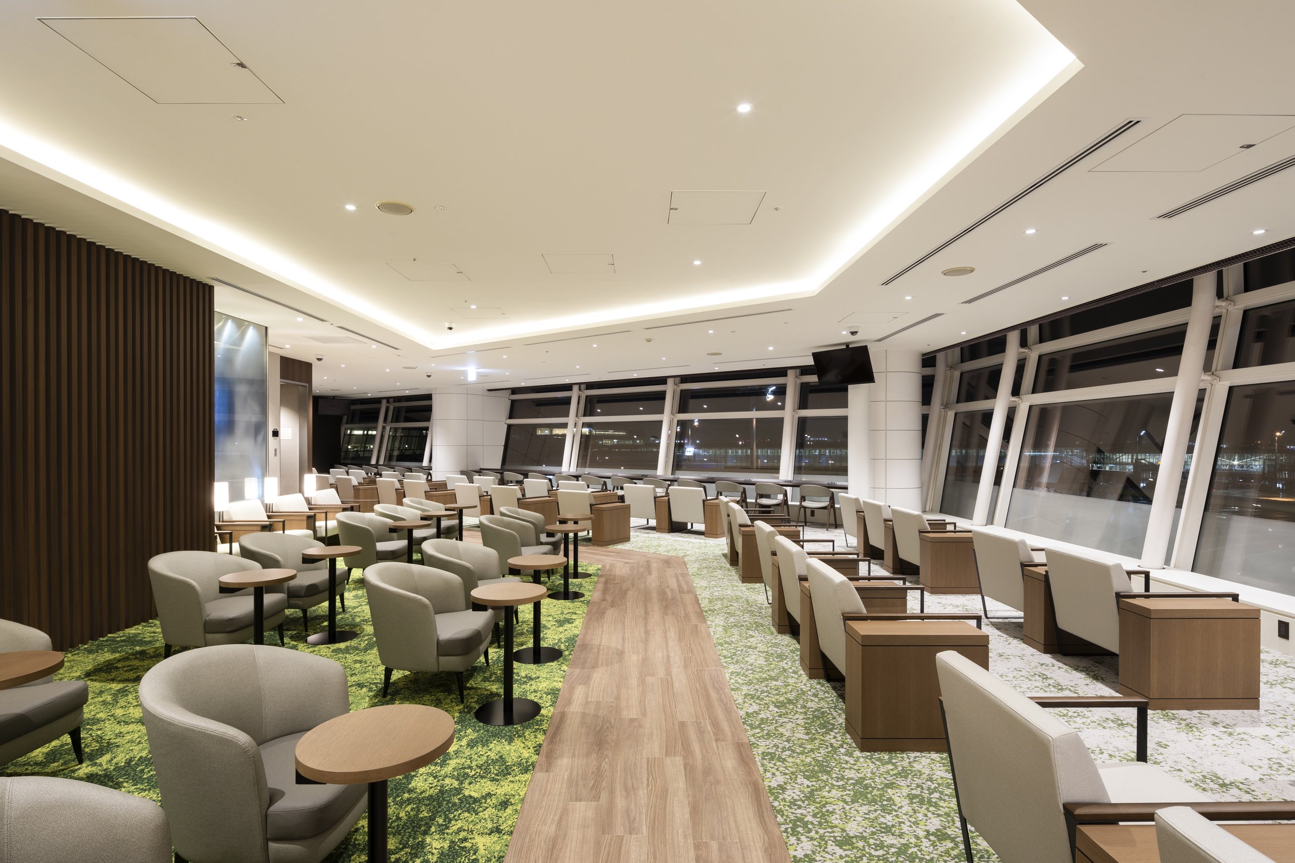 TIAT LOUNGE