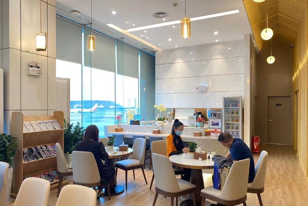 First Class Lounge (West Gallery)