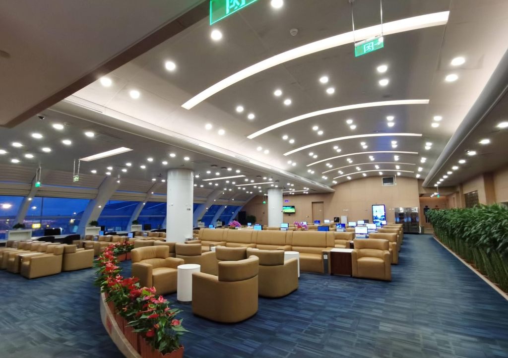 V2 China Eastern Lounge