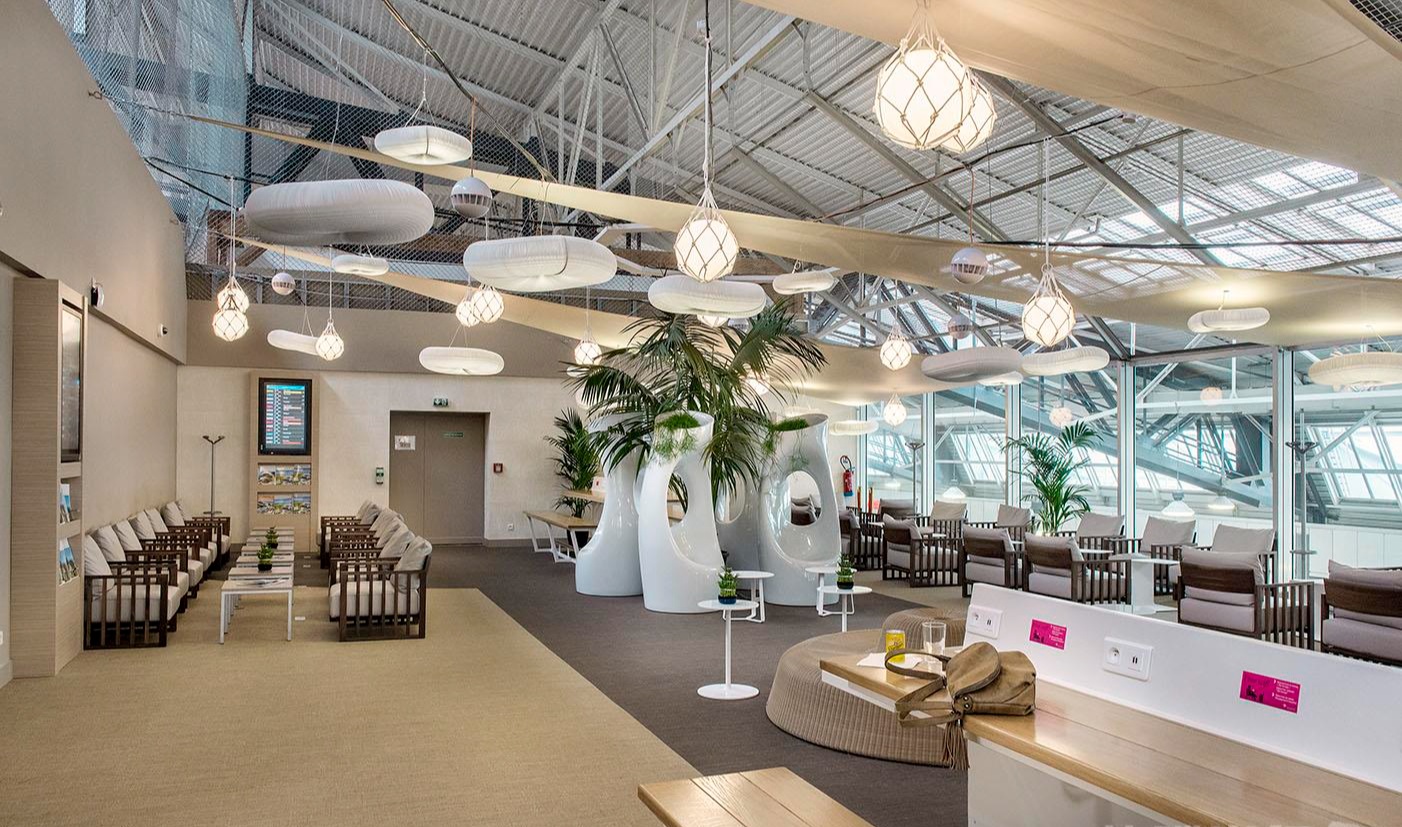 The Canopy Lounge