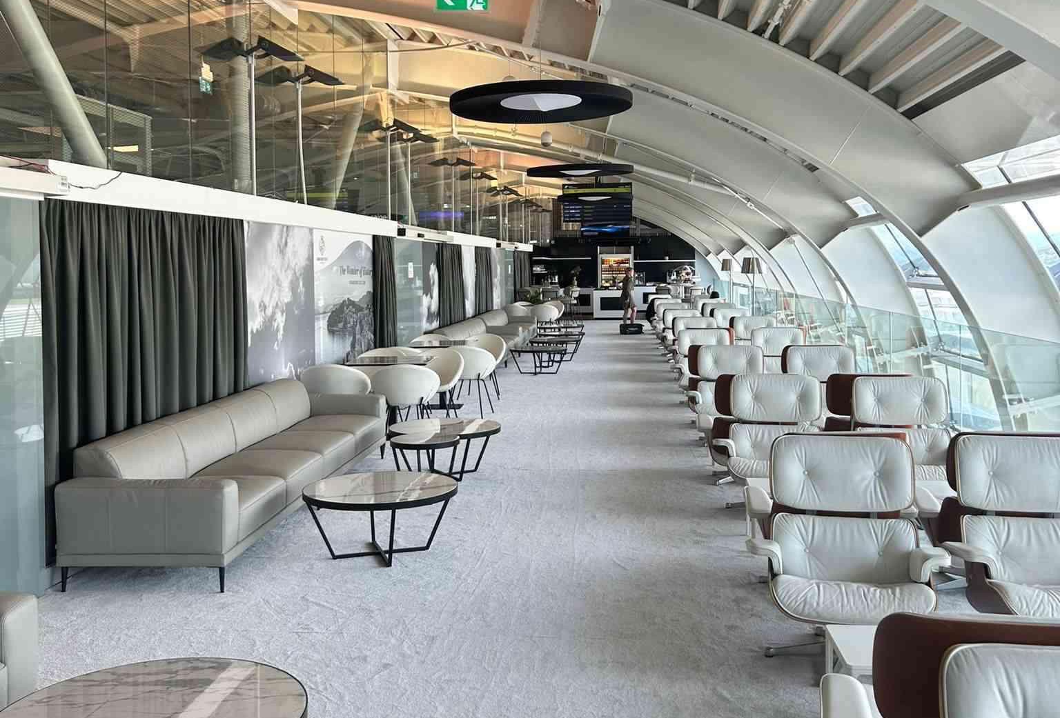 Sky Lounge